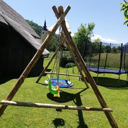 Apartma Pri Bregarju *