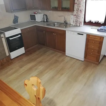 Apartma Pri Bregarju *