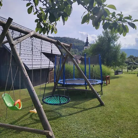 アパート Apartma In Soba Pri Bregarju ボーヒニ