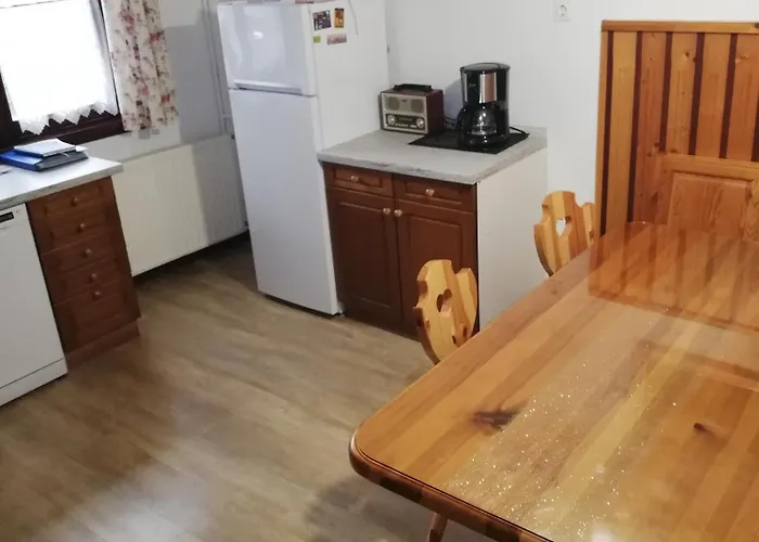 Apartma In Soba Pri Bregarju דירה