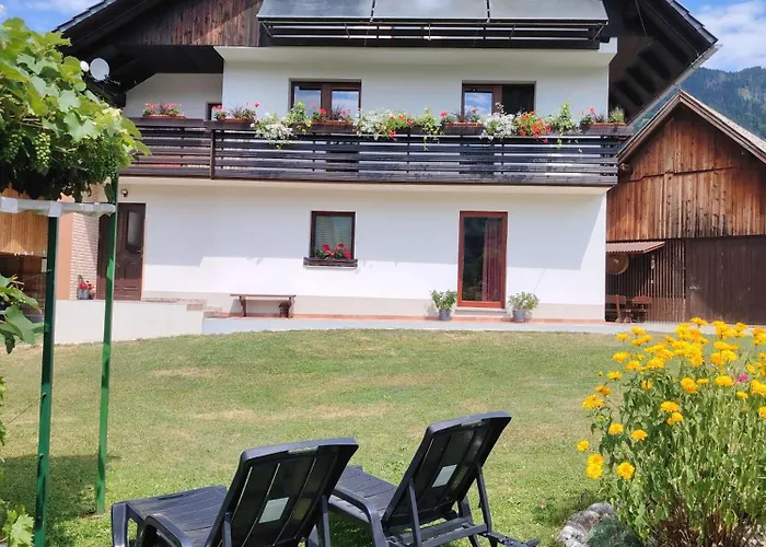 Apartma In Soba Pri Bregarju דירה *