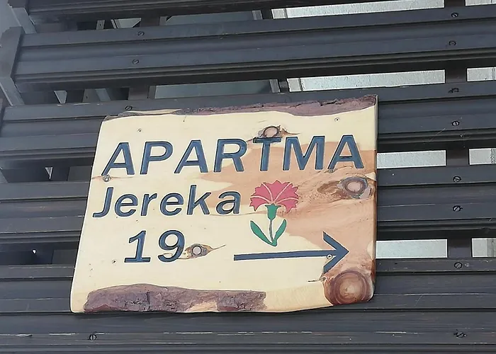 Apartma In Soba Pri Bregarju דירה *